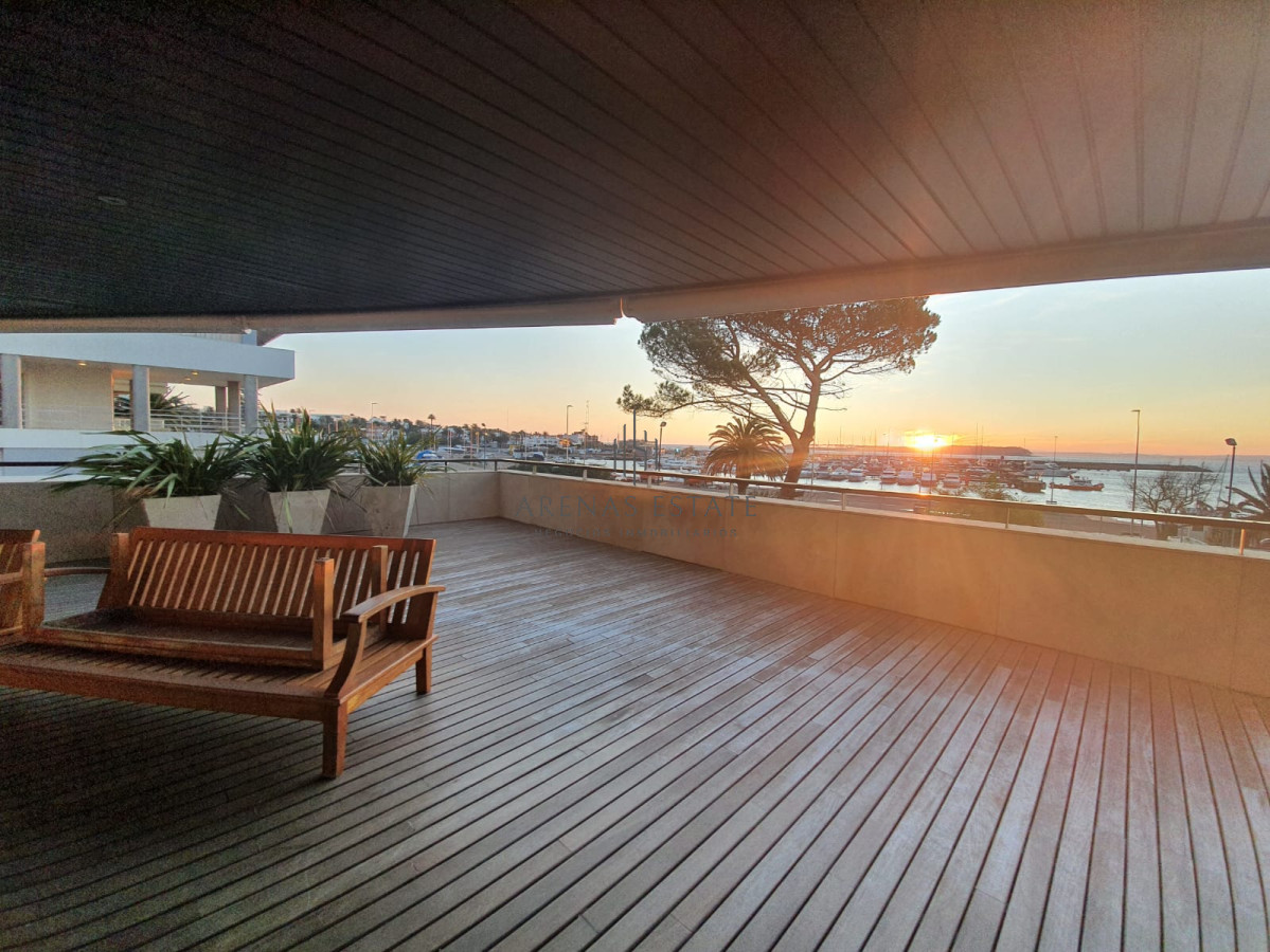 Apartamento ID.2983 - Esplendido departamento en venta ubicado en Quay panorama al mar.