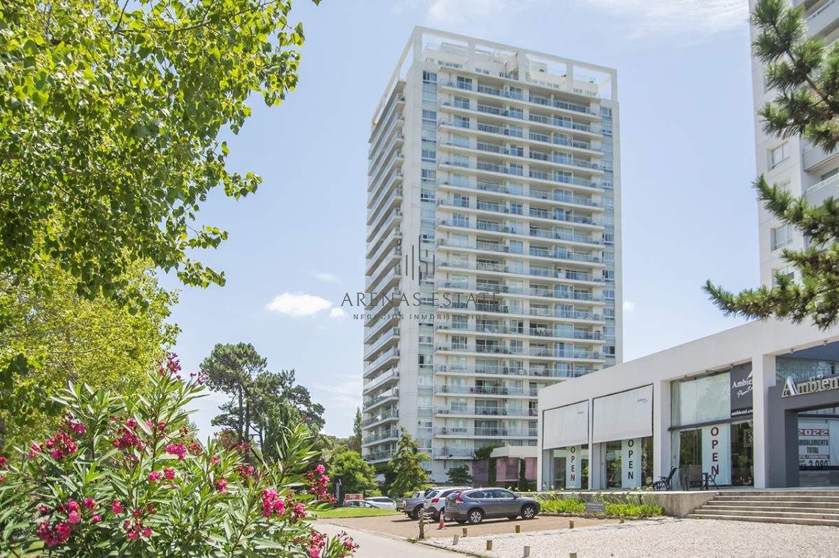 Apartamento ID.1857 - Departamento en venta de 2 dormitorios, proximo al Shopping. 