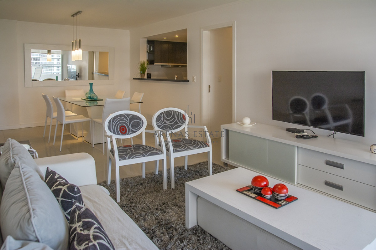 Apartamento ID.2529 - Apartamento en venta de 3 dormitorios en Forest Tower , Punta del este 