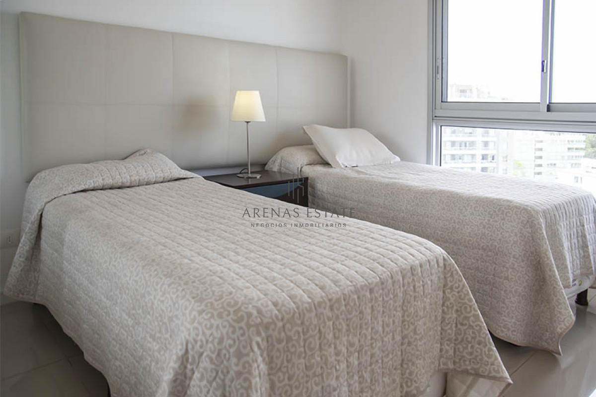 Apartamento ID.2258 - Torre Wild Punta del Este, departamento de 2 dormitorios en venta.
