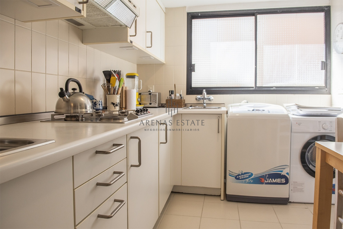 Apartamento ID.2987 - Espectcular departamento en venta frente al puerto 4 dormitorios
