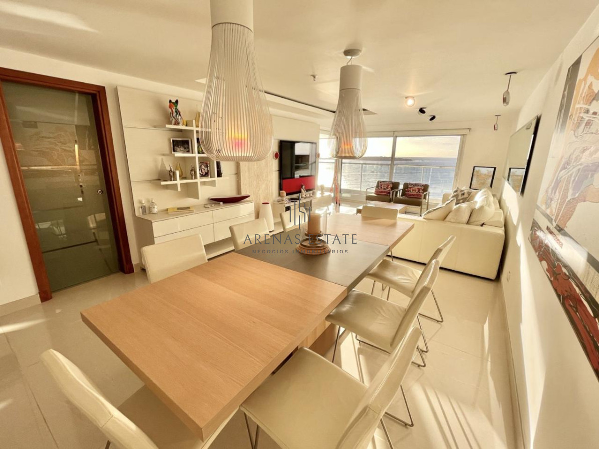 Apartamento ID.3473 - Apartamento  en Venta de 3 dormitorio en Playa Mansa , Torre Miami Boulevard
