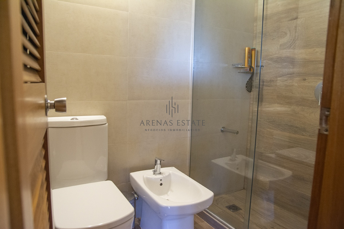 Apartamento ID.2221 - Departamento en venta de 3 dormitorios en Roosevelt Center, Punta del este 
