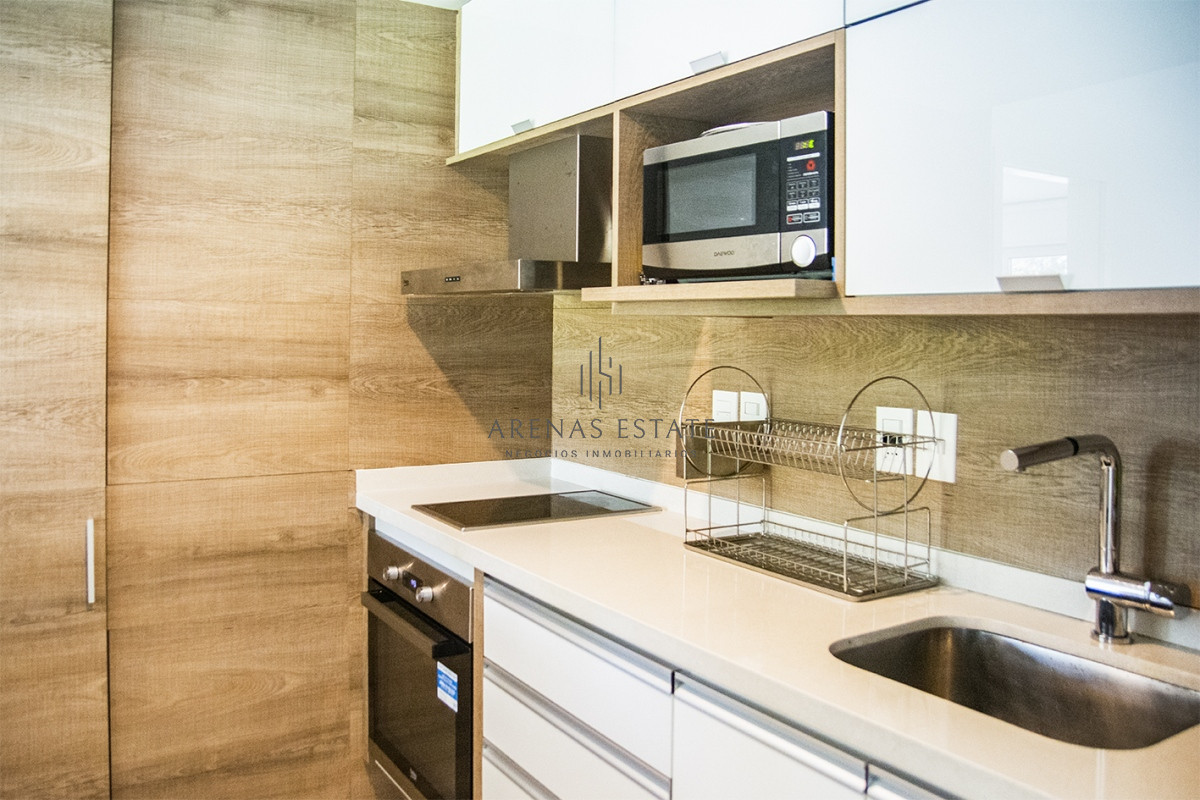 Apartamento ID.2542 - Espectacular departamento duplex a pasos del mar . 3 dormitorios en venta