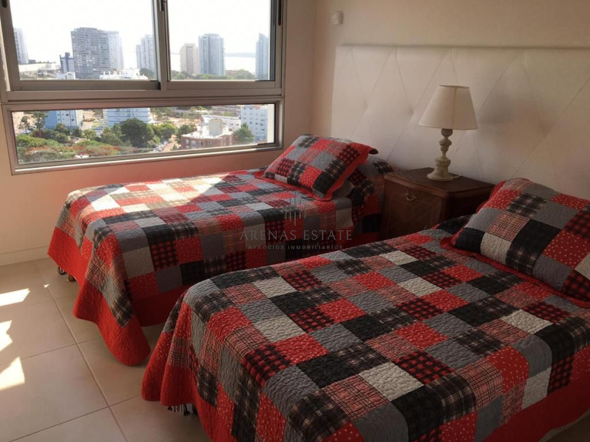 Apartamento ID.3120 - Departamento en venta de 2 dormitorios en Brava