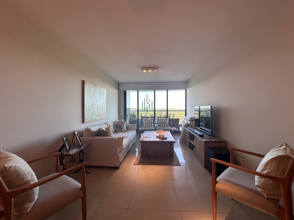 Apartamento ID.3589 - Vende apartamento de 1 dormitorio y medio en Tressesenta, Punta del Este