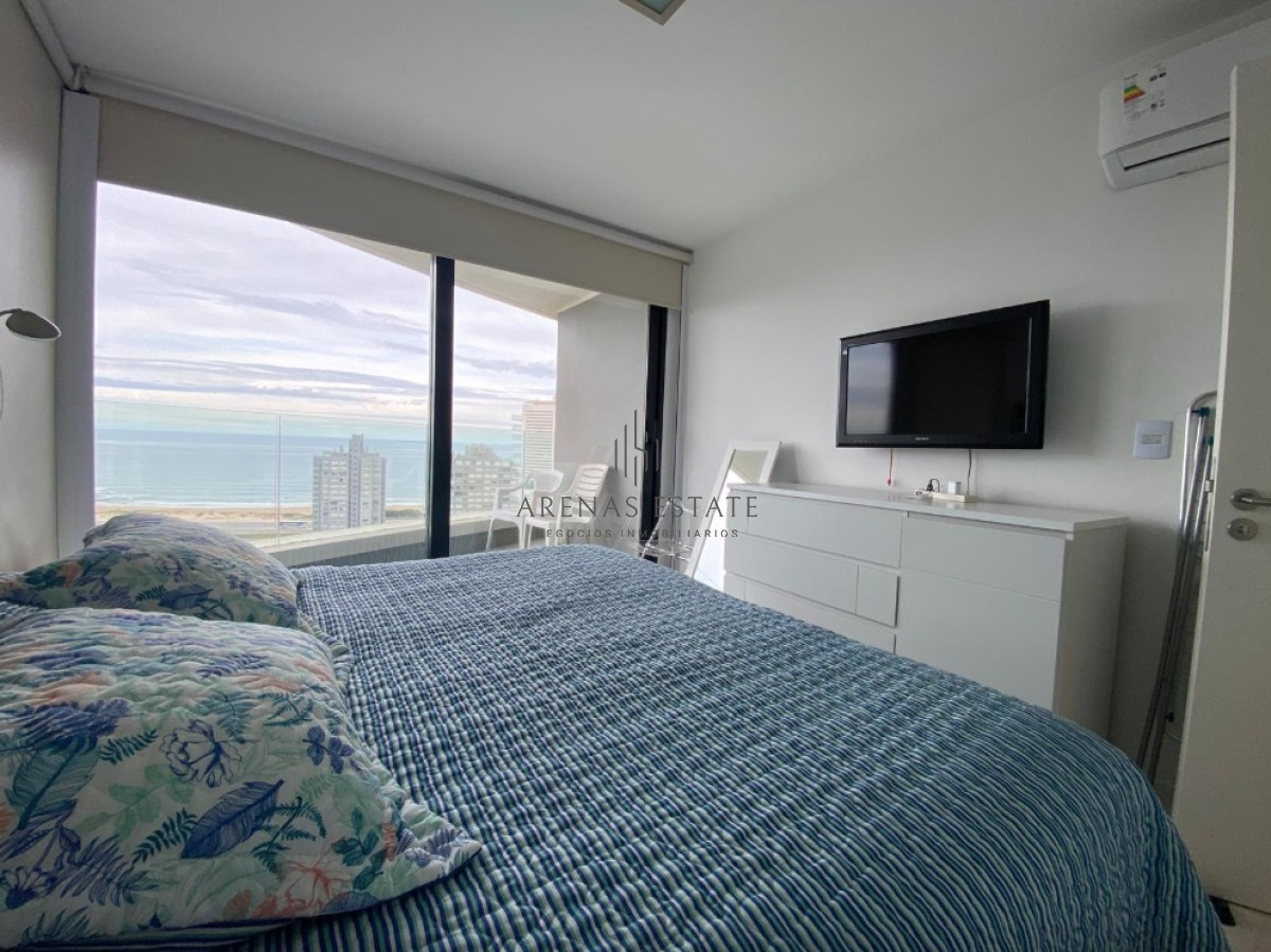 Apartamento ID.3732 - Vende apartamento en Artower, de 1 dormitorio y medio, Punta del Este