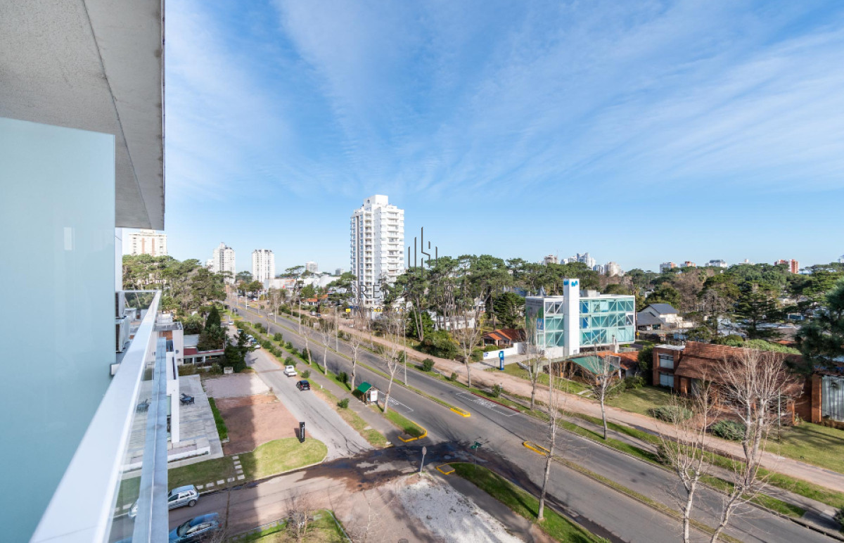 Apartamento ID.3282 - Vende apartamento con vista al mar de 2 dormitorios en Roosevelt, Punta del Este.