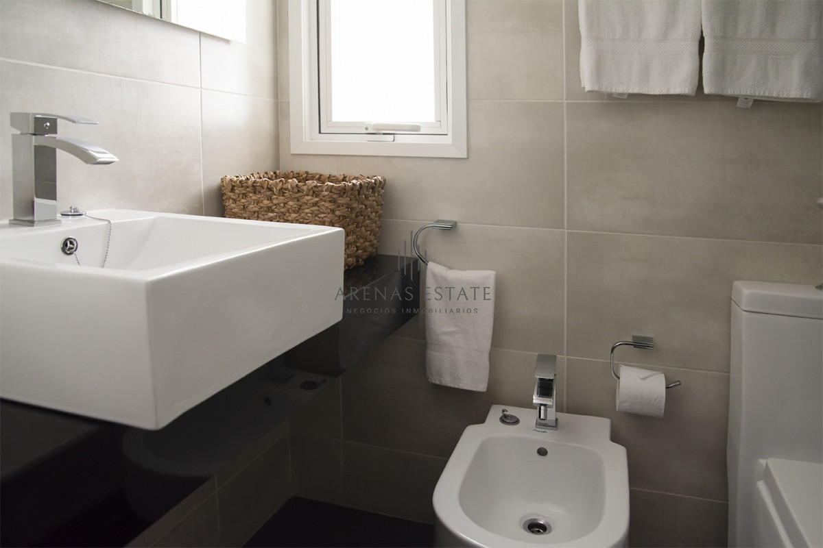 Apartamento ID.2046 - Hermoso Departamento en venta en La Peninsula, .