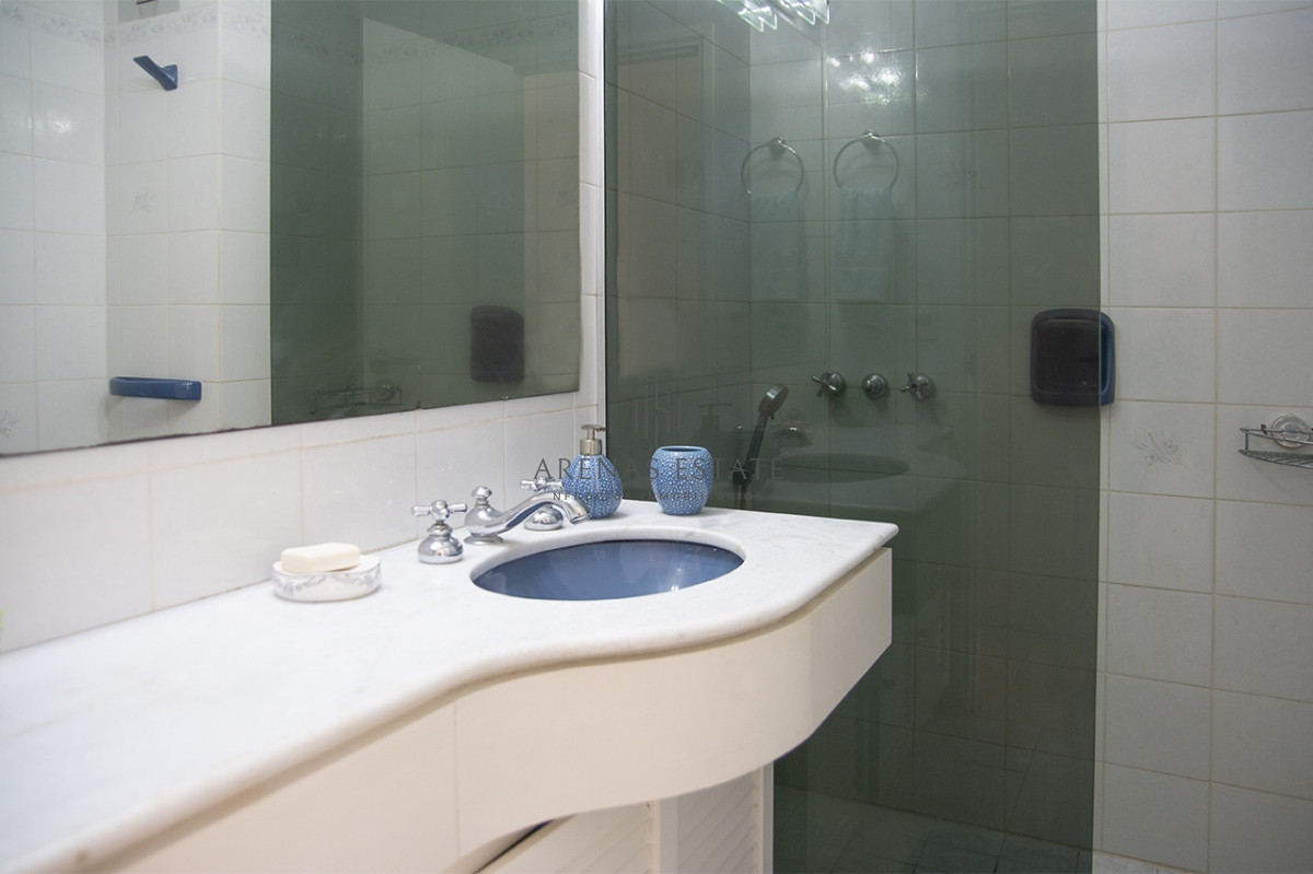 Apartamento ID.1895 - PORTO MARE , PUERTO , Penthouse duplex de 3 dormitorios en venta. Departamento con parrillero. 