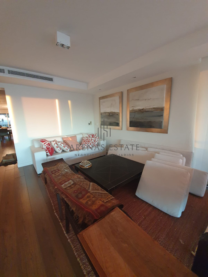 Apartamento ID.2983 - Esplendido departamento en venta ubicado en Quay panorama al mar.