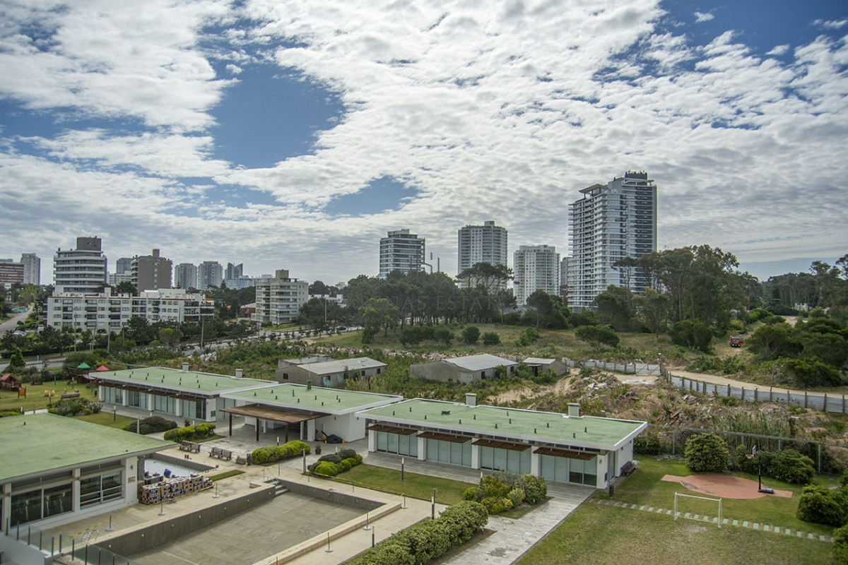 Apartamento ID.3469 - Espectacular Departamento en venta enPlaya brava frente al mar. 4 dormitorios