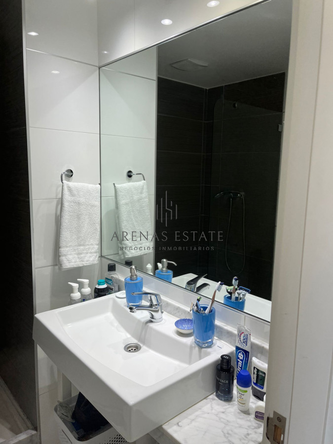 Apartamento ID.2961 - Apartamento en venta de 2 dormitorios en Punta Del Este