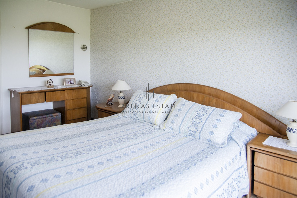Apartamento ID.1028 - Departamento de 4 dormitorios en venta en Roosevelt.