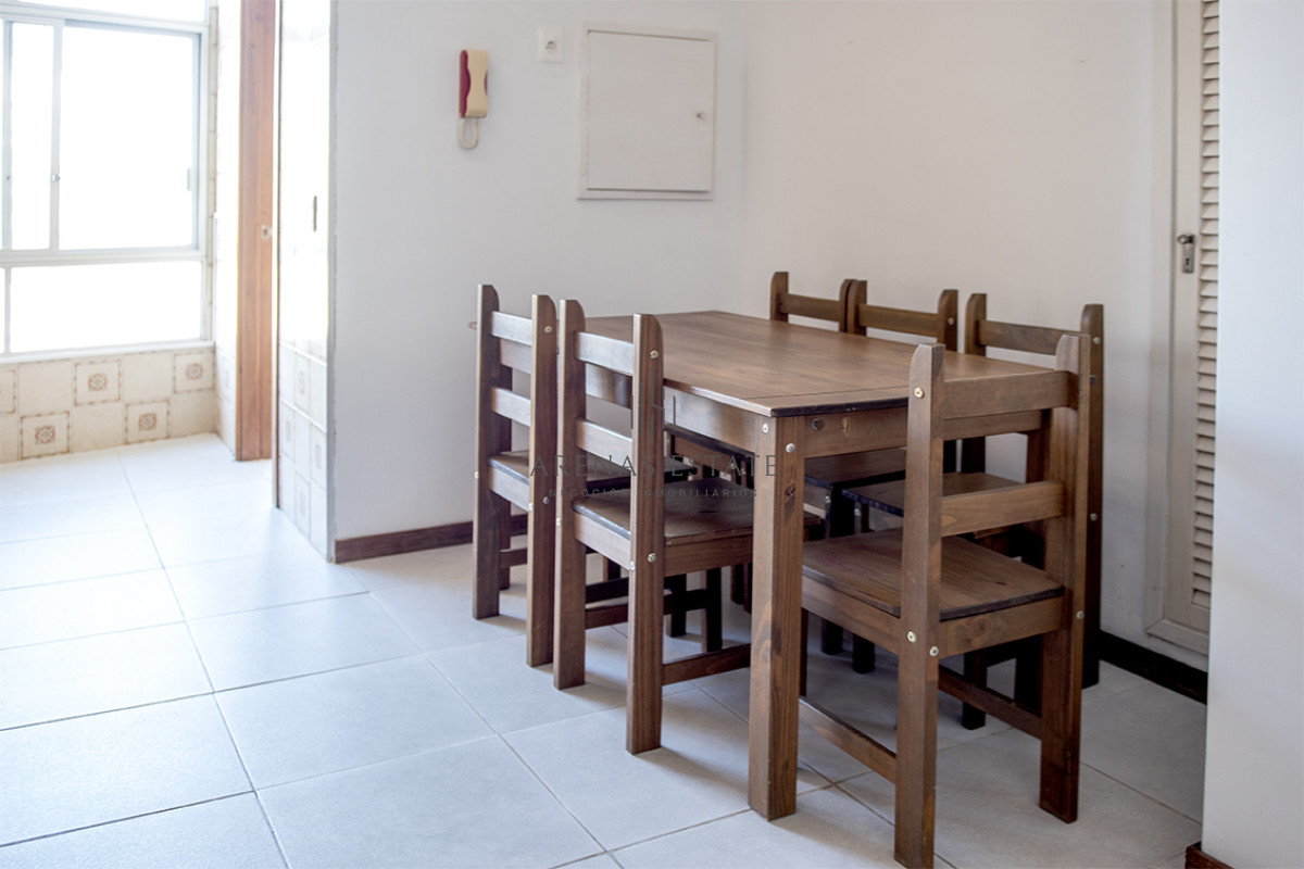 Apartamento ID.2885 - Apartamento en Venta de 2 dormitorios en Av. Roosevelt , Punta del este  