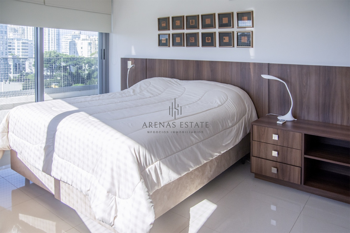 Apartamento ID.2521 - Apartamento en venta en Torre esmeralda de 3 dormitorios , en Punta del Este