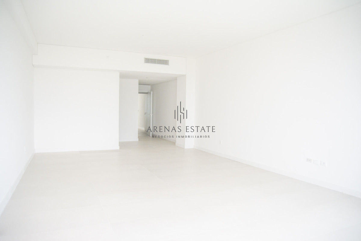 Apartamento ID.4210 - Vistas panoramicas de Playa Brava, Departamento de 3 dormitorios en venta. Torre Le Parc