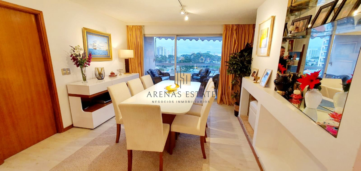 Apartamento ID.2884 - Apartamento en Venta de 3 dormitorios en Roosevelt , Punta del este 