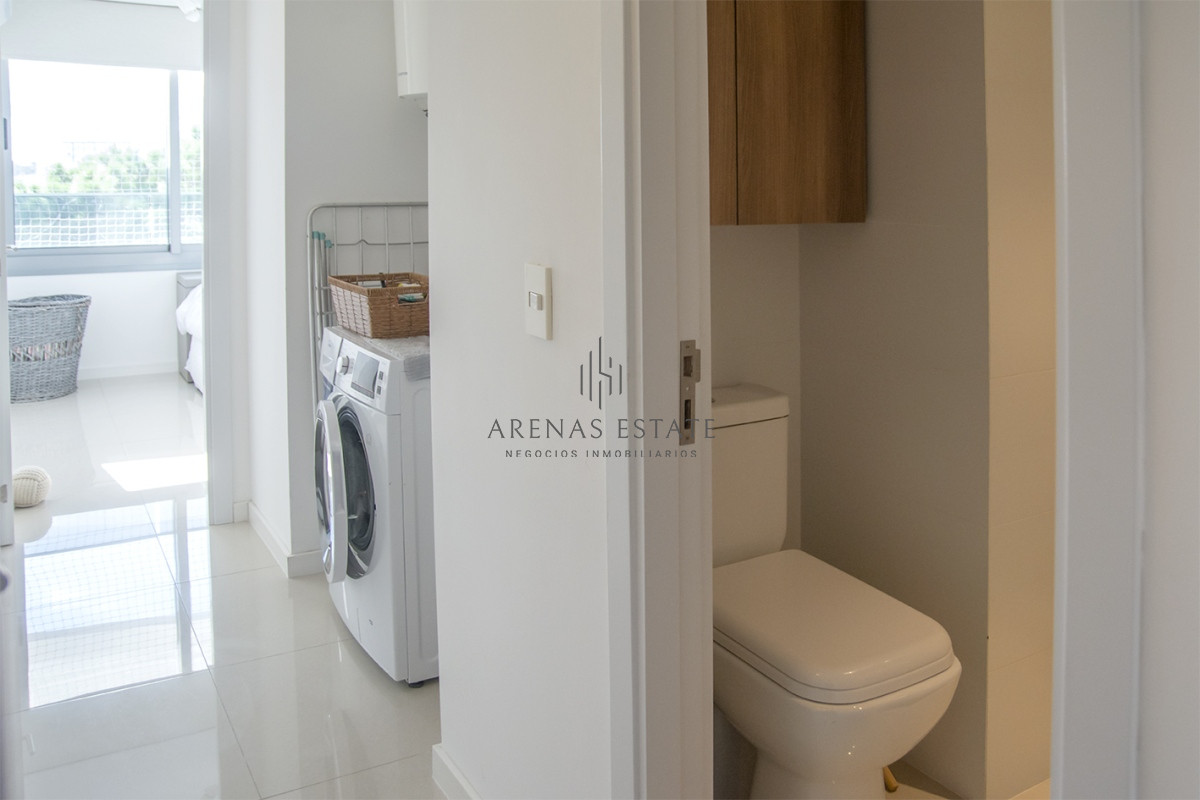 Apartamento ID.2521 - Apartamento en venta en Torre esmeralda de 3 dormitorios , en Punta del Este