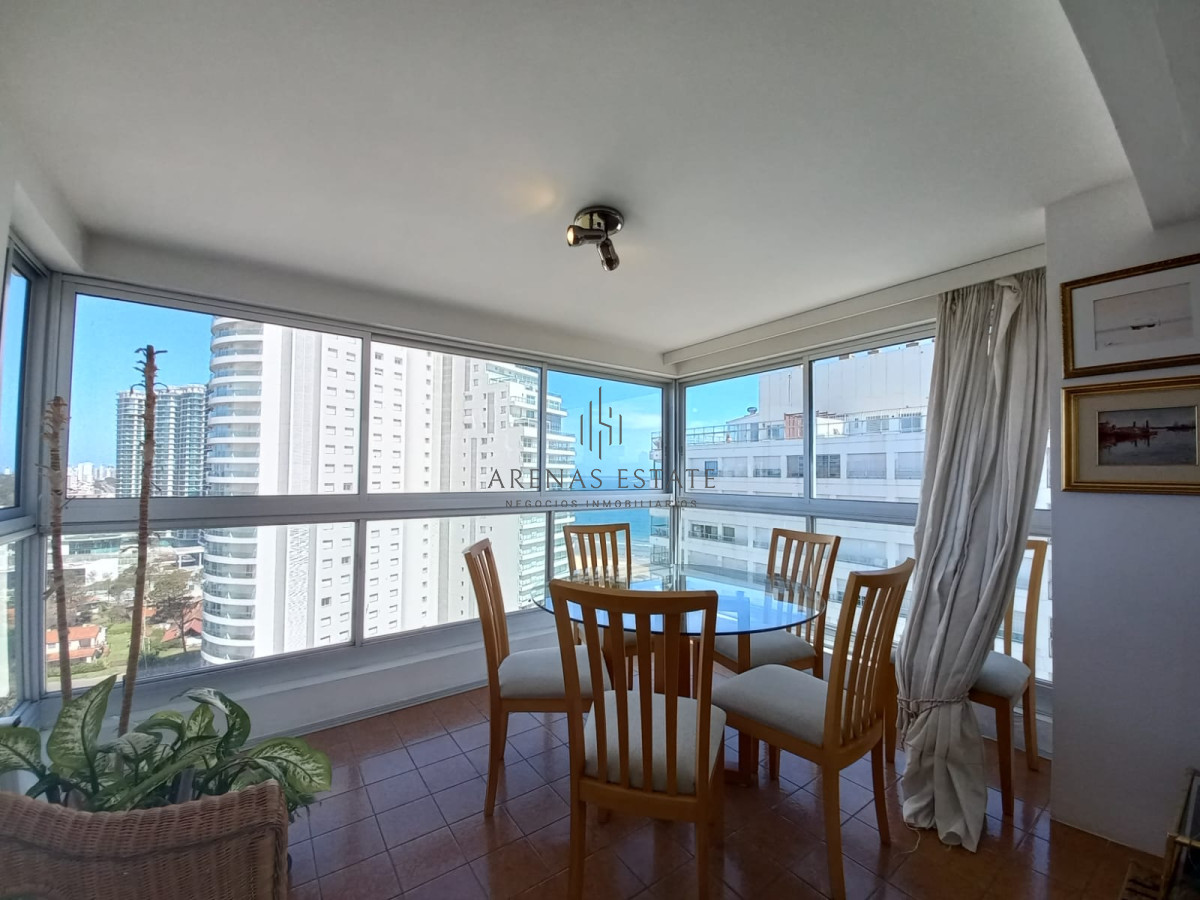 Apartamento ID.2535 - Complejo Lincoln center , Apartamento sobre playa mansa en venta
