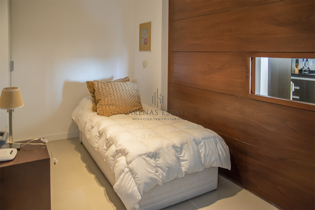 Apartamento ID.2528 - Excelente departamento en venta, 3 dormitroios. Punta del Este