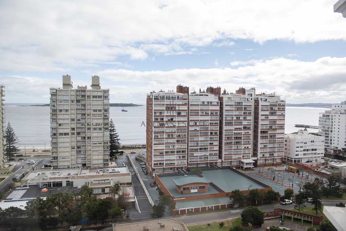 Apartamento ID.3377 - Increíble apartamento excelente vista al mar. Torre Imperiale.