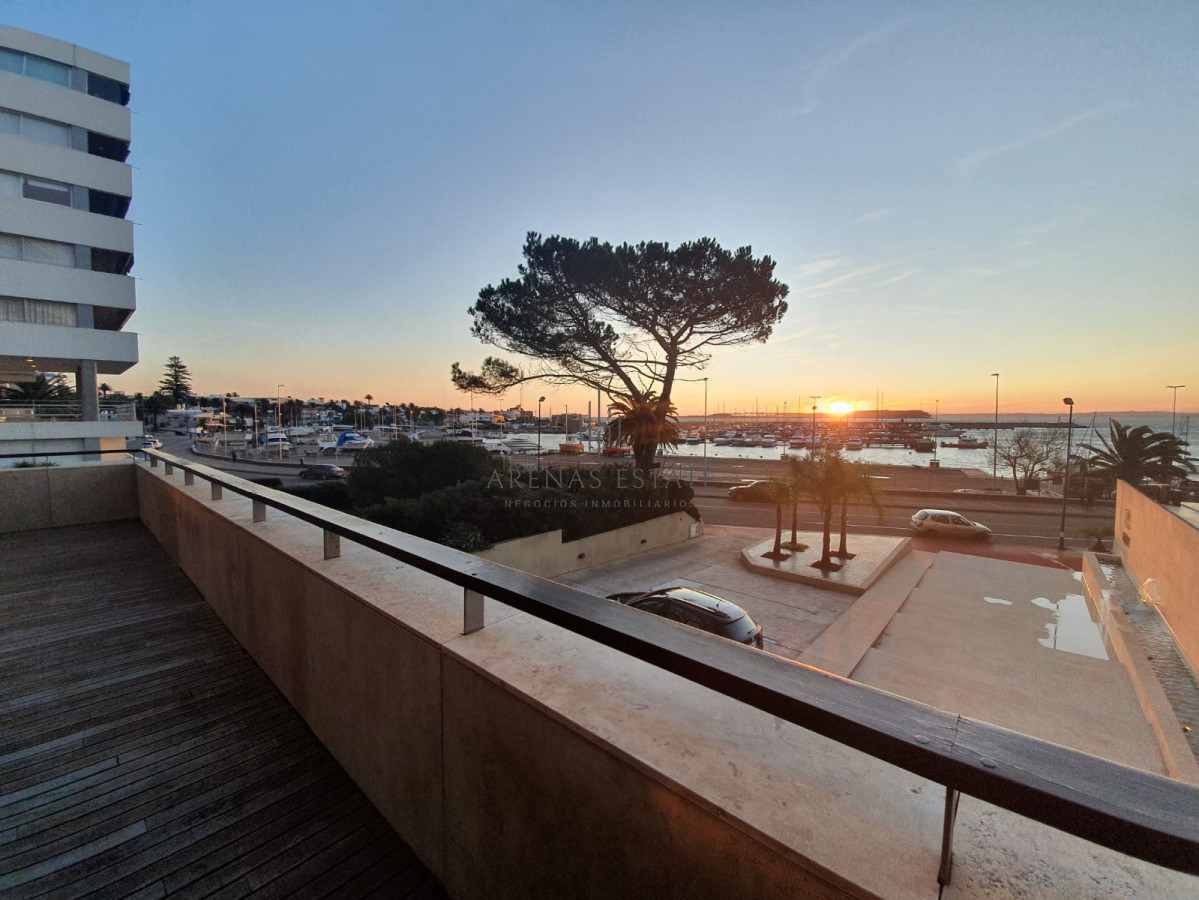 Apartamento ID.2983 - Esplendido departamento en venta ubicado en Quay panorama al mar.