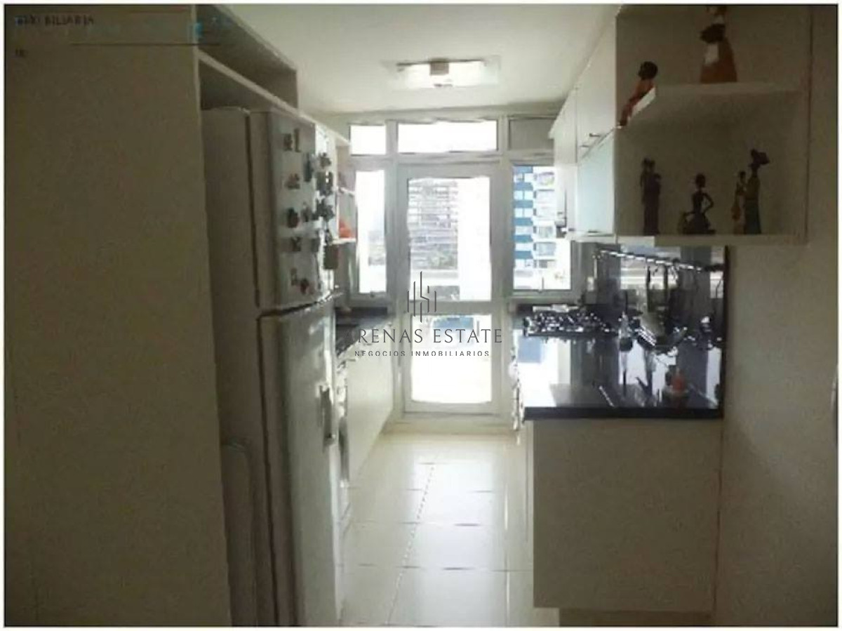 Apartamento ID.3157 - Departamento en venta en Seasons Tower, a metros del mar.