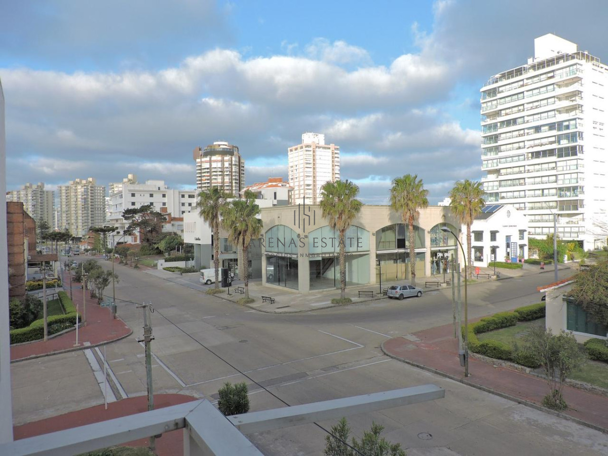 Apartamento ID.1023 - Hermoso Departamento en venta a pocos metros de playa Mansa