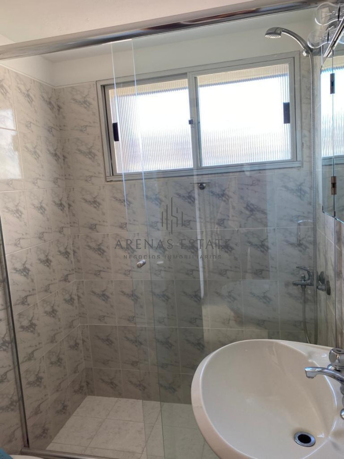 Apartamento ID.3789 - Vende Apartamento de 3 dormitorios en Brava, Excelente edificio.