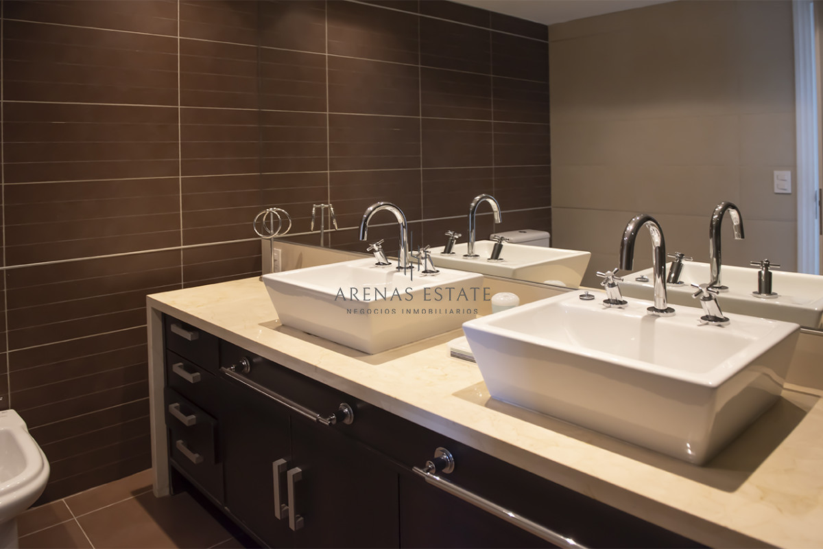 Apartamento ID.3378 - Increíble apartamento con excelente vista al mar. Torre Imperiale.