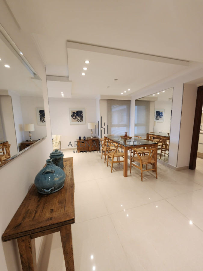 Apartamento ID.4039 - MIAMI BOULEVARD, UNIDAD DE 2 DORMITORIOS, 2 BAÑOS, PLAYA MANSA, PRIMERAS PARADAS , APARTAMENTO CON PARRILLERO 