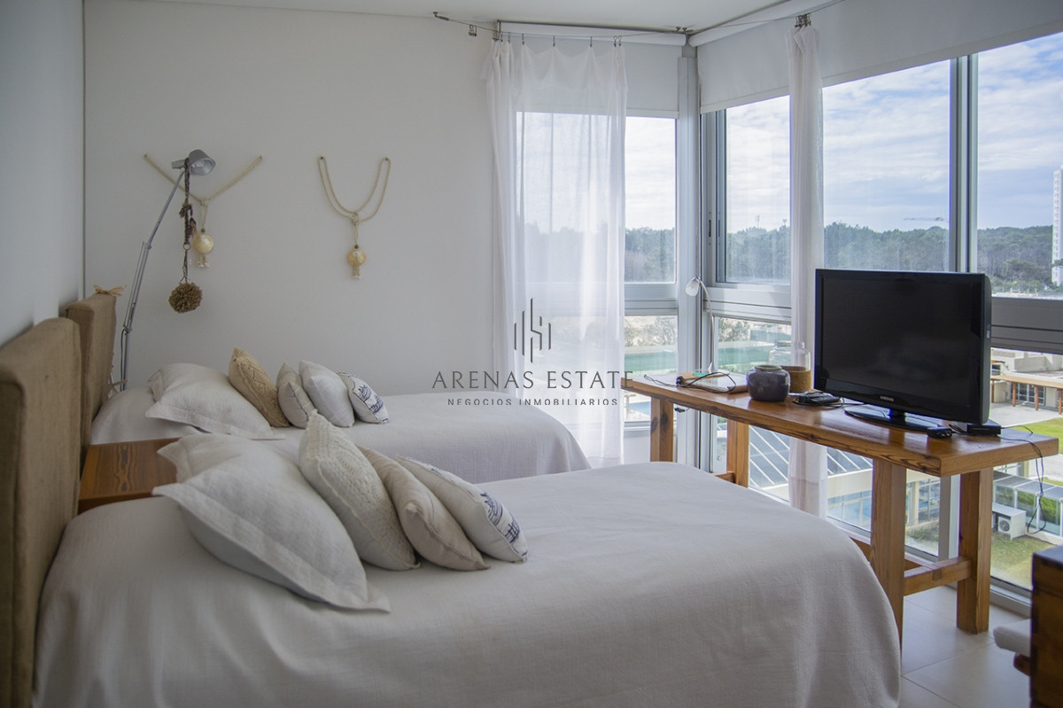 Apartamento ID.3469 - Espectacular Departamento en venta enPlaya brava frente al mar. 4 dormitorios