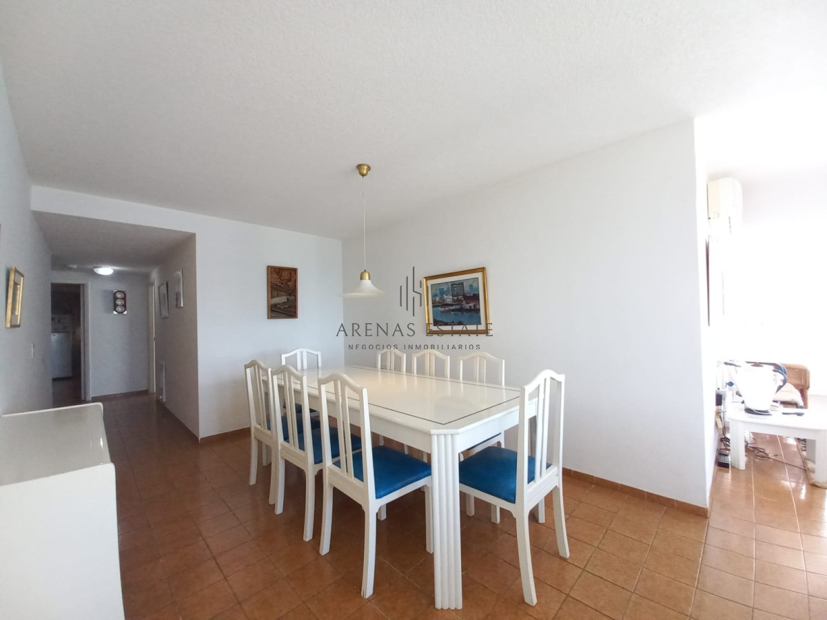 Apartamento ID.2535 - Complejo Lincoln center , Apartamento sobre playa mansa en venta