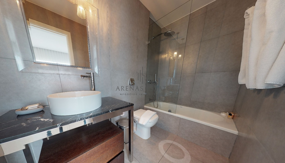 Apartamento ID.2047 - Penthouse de 3 dormitorios en venta en Torre Yoo