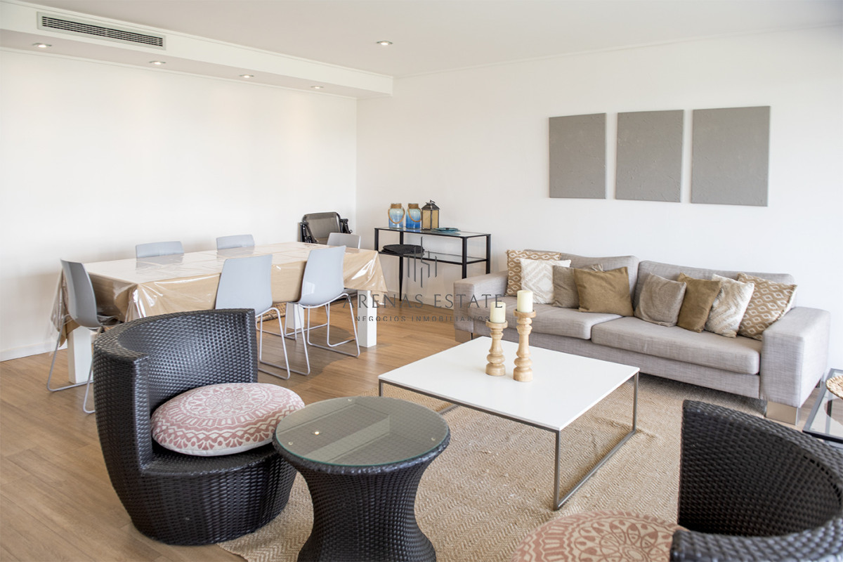 Apartamento ID.4040 - Vende apartamento en Alexander Boulevard de 2 dormitorios.