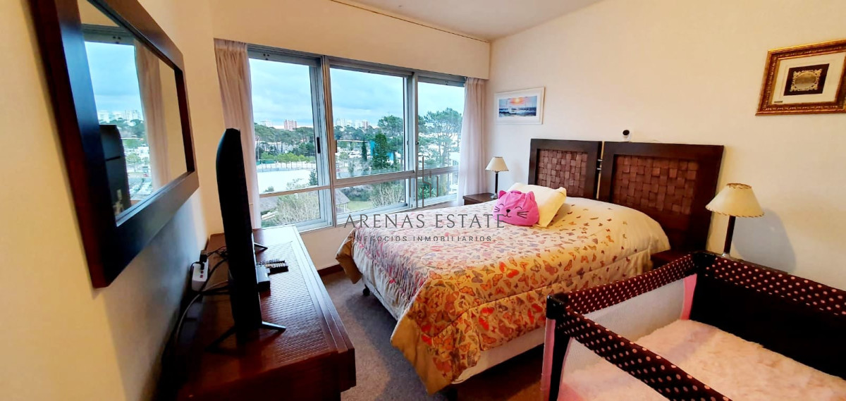 Apartamento ID.2884 - Apartamento en Venta de 3 dormitorios en Roosevelt , Punta del este 