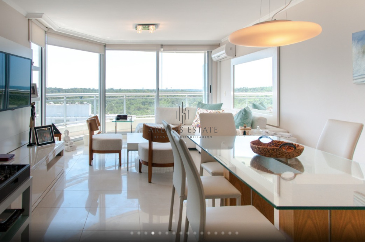 Apartamento ID.2530 - Apartamento en venta de 3 dormitorios en ocean drive, Punta del Este 