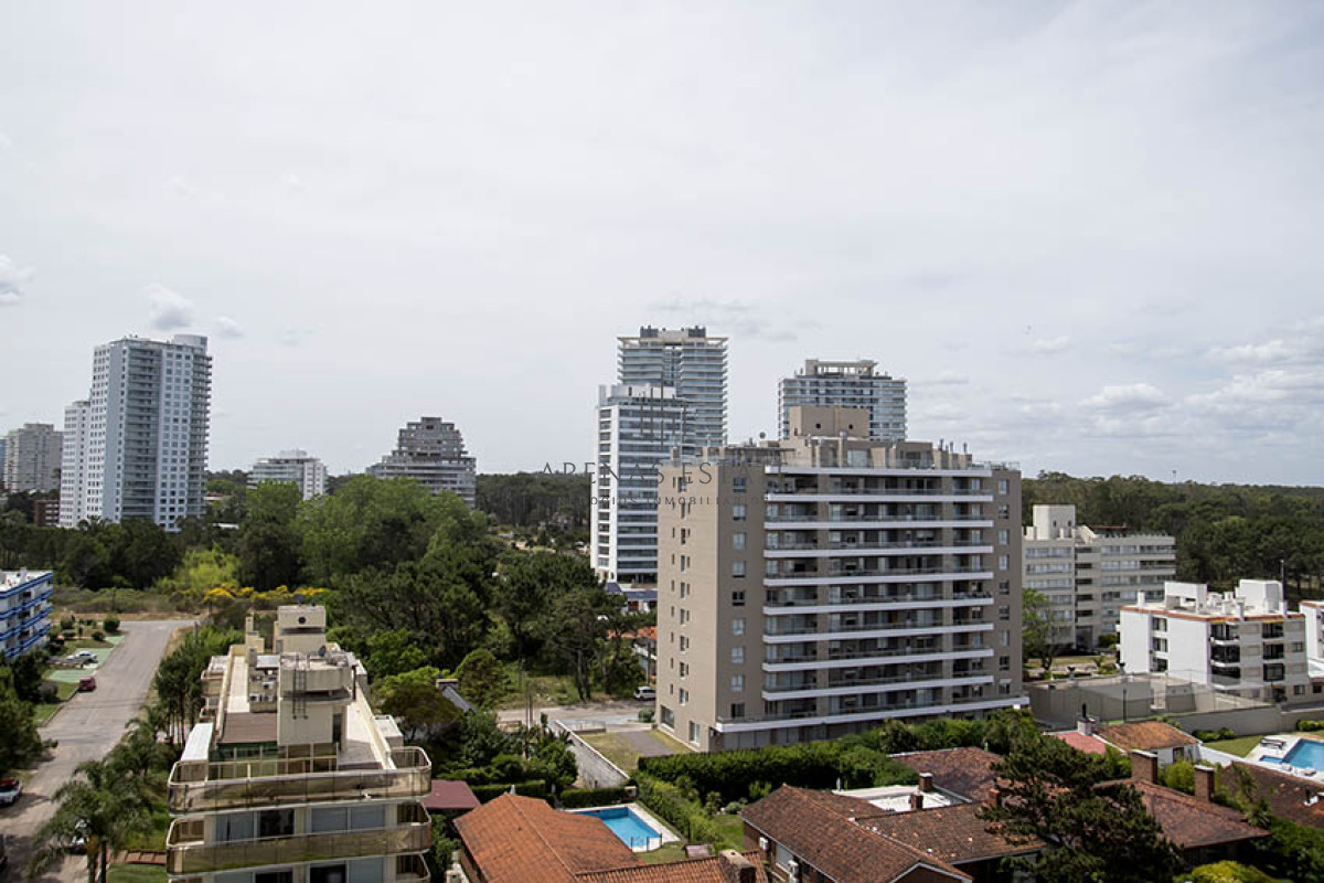 Apartamento ID.2258 - Torre Wild Punta del Este, departamento de 2 dormitorios en venta.