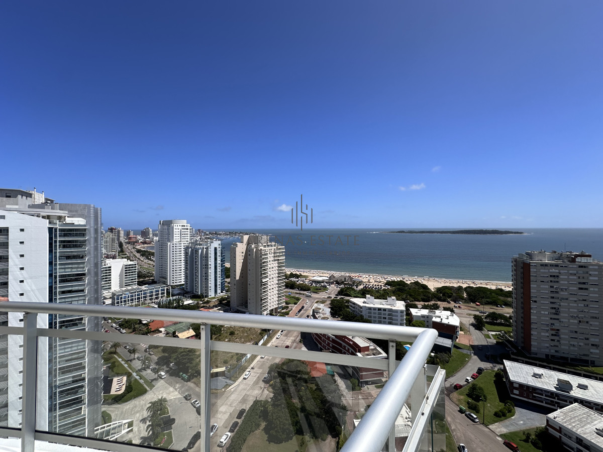 Apartamento ID.3489 - Vende Apartamento de 3 dormitorios en Sunrise Tower, Punta del Este 