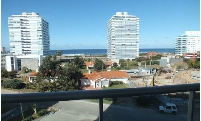 Venta Apartamento de 3 dormitorios en zona Brava, Punta del Este