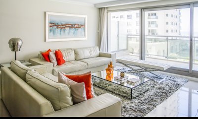 Departamento en venta con amplios dormitorios. Torre Imperiale.