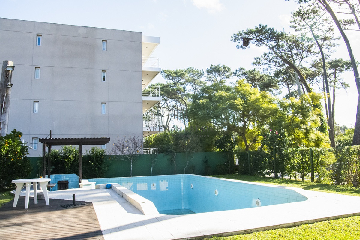 Casa ID.2844 - Casa en venta de 5 dormitorios en San Rafael , Punta del este 