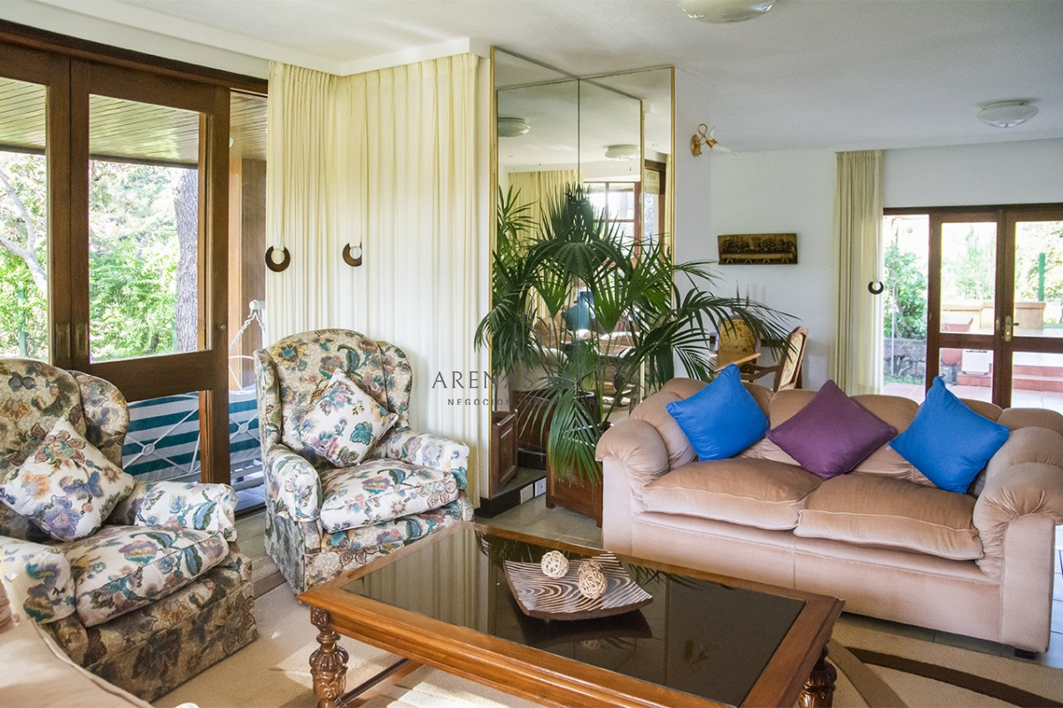 Casa ID.2844 - Casa en venta de 5 dormitorios en San Rafael , Punta del este 