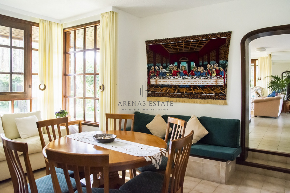 Casa ID.2844 - Casa en venta de 5 dormitorios en San Rafael , Punta del este 