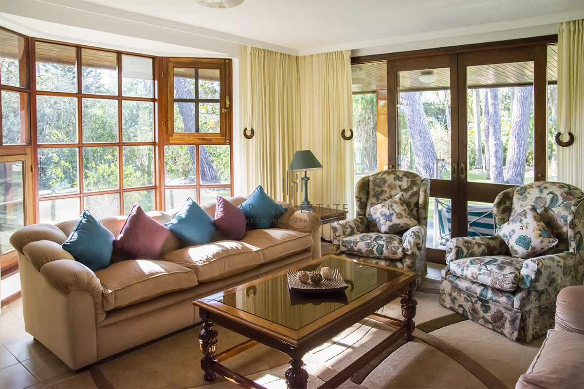 Casa ID.2844 - Casa en venta de 5 dormitorios en San Rafael , Punta del este 