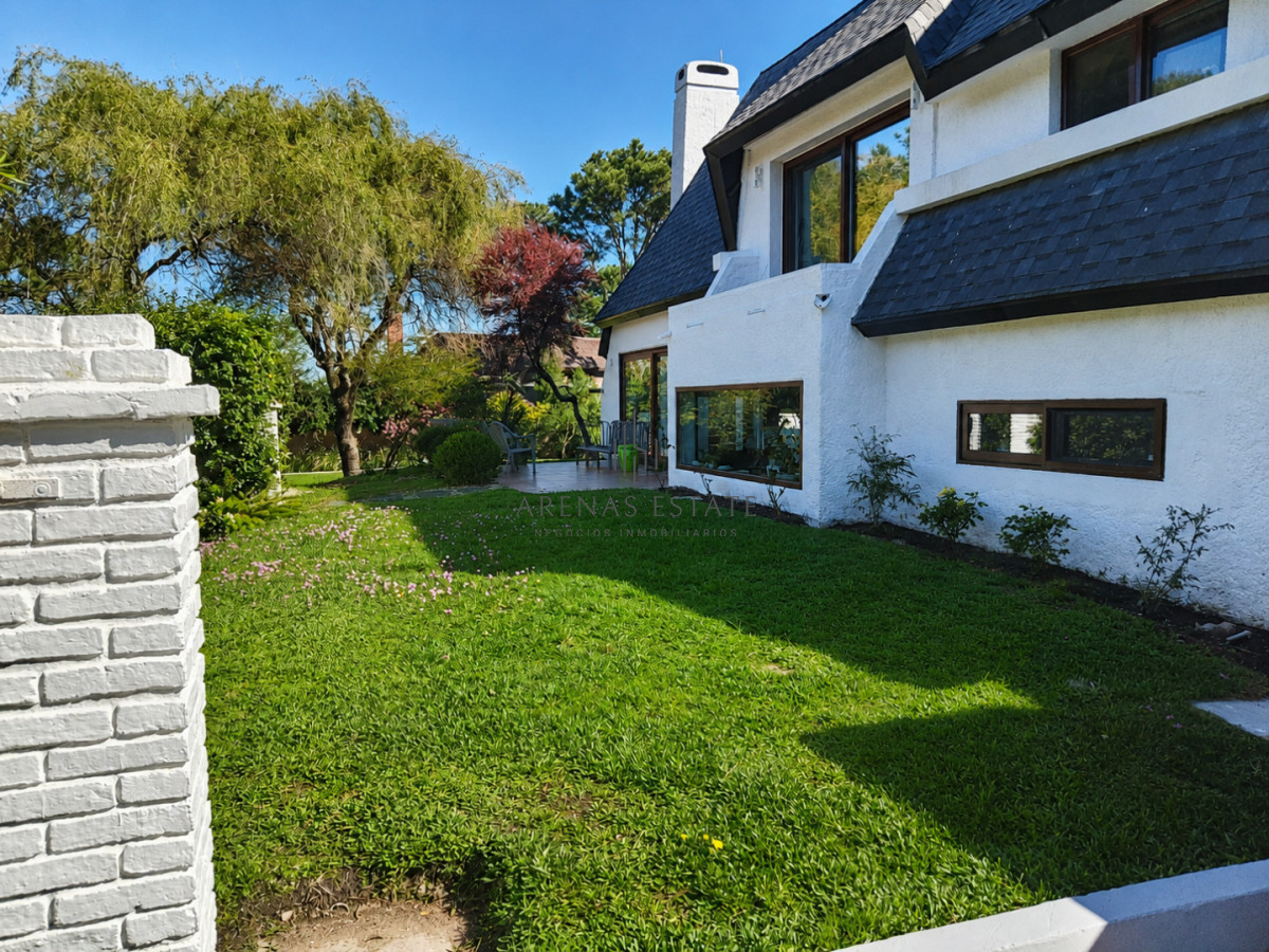 Casa ID.4632 - En venta casa de 3 dormitorios en Maldonado