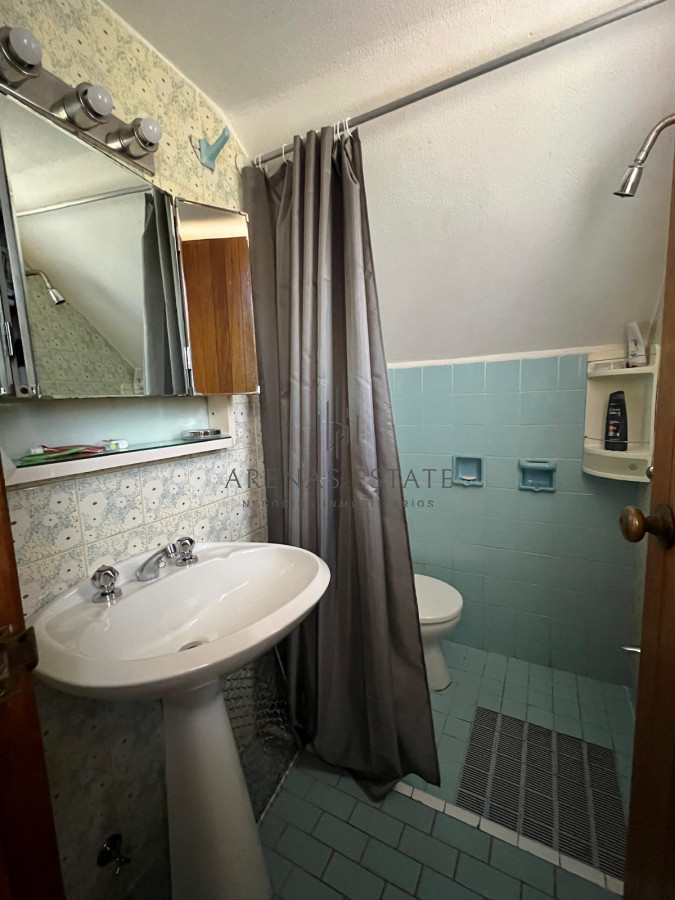 Casa ID.3260 - Vende casa de 3 dormitorios en Playa Brava, Punta del Este