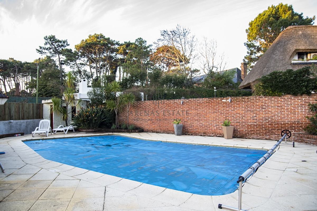 Casa ID.2868 - Hermosa casa en venta en Punta del Este