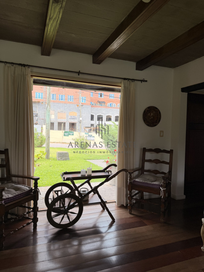 Casa ID.4193 - Vende hermosa casa en san rafael , cerca del mar, Punta del Este